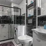 Apartment 3-sehir Merkezinde Bueyuek 3 Yatak Odasi *