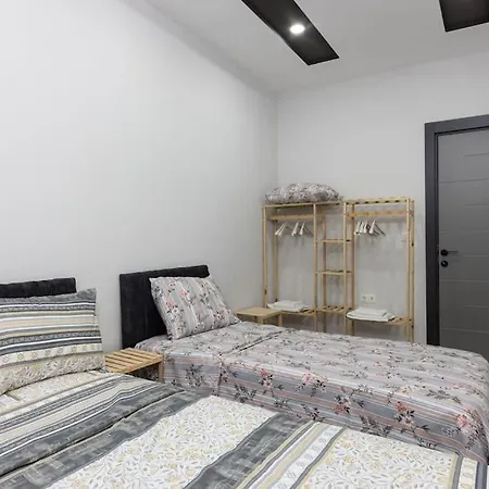 3-sehir Merkezinde Bueyuek 3 Yatak Odasi Antalya