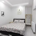 Appartamento 3-sehir Merkezinde Bueyuek 3 Yatak Odasi