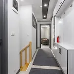 3-sehir Merkezinde Bueyuek 3 Yatak Odasi